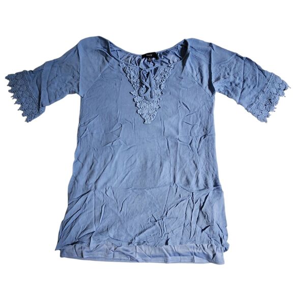 NAIF Light Blue Embroidered Floral V Neck Tie Boho Shift Mini Dress sz M - Picture 1 of 11